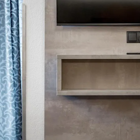 Aliona * Ζόλντεν