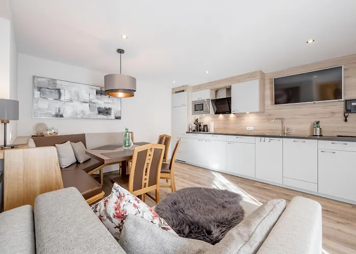 Апартаменти Aliona *