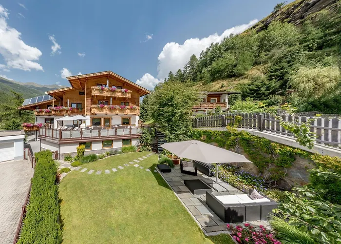 Апартаменти Aliona *