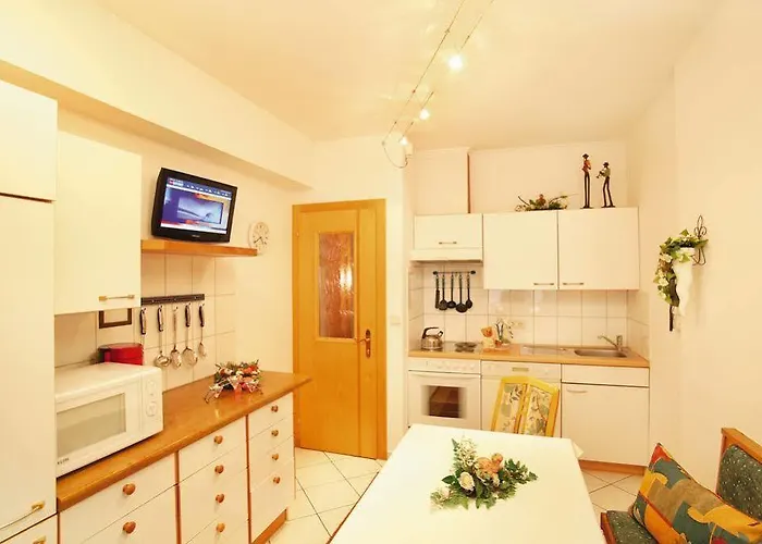 Апартаменти Aliona